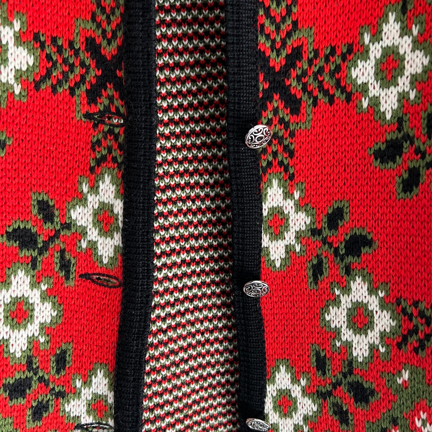 Fabulous Vintage Pattern Knit Cardigan