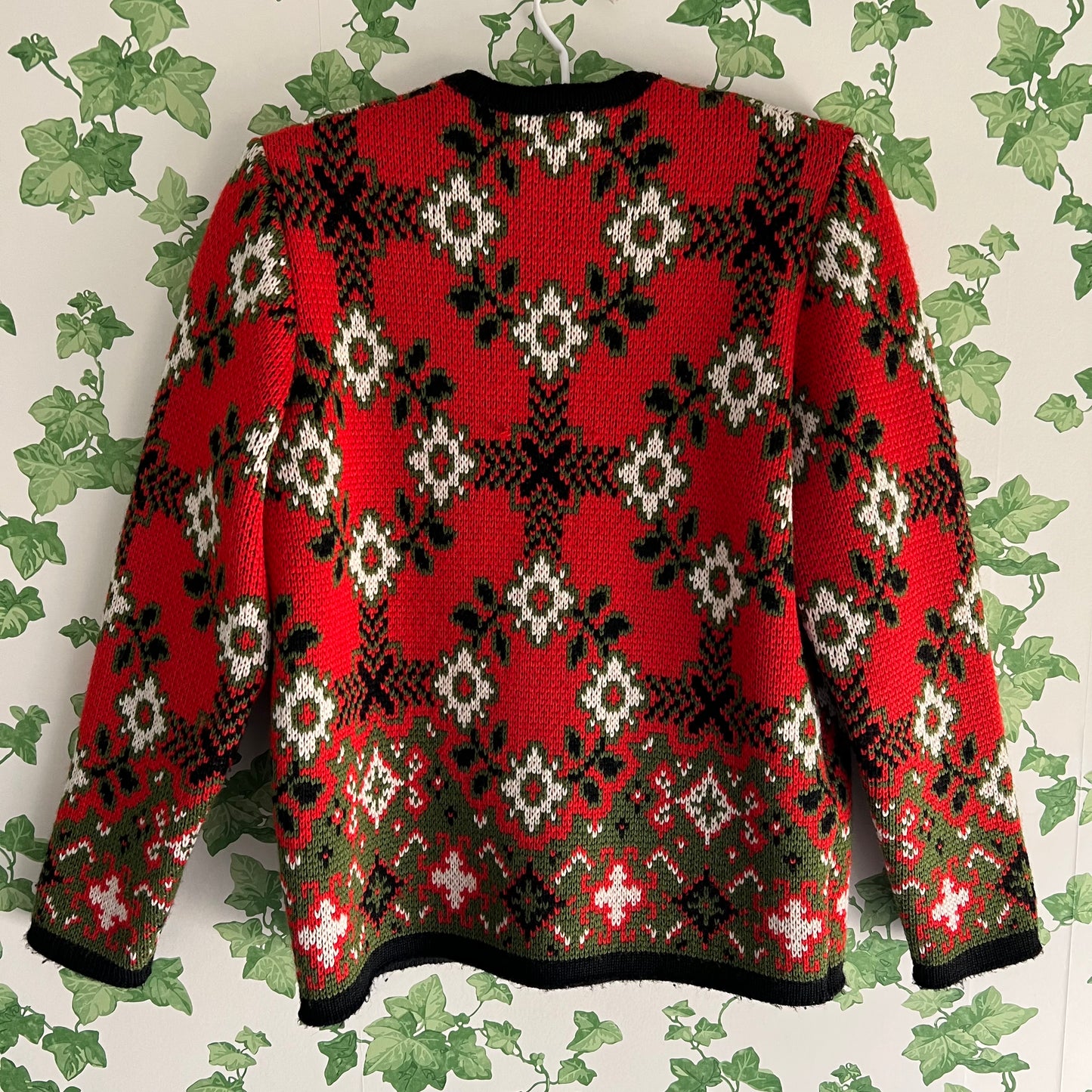 Fabulous Vintage Pattern Knit Cardigan