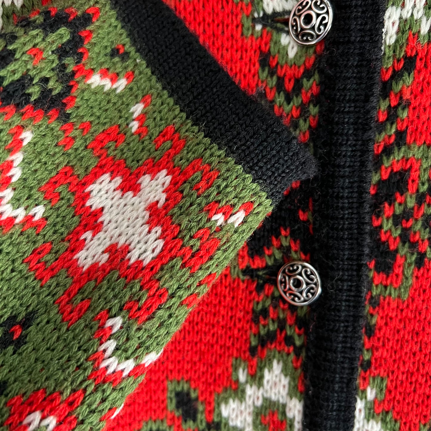 Fabulous Vintage Pattern Knit Cardigan
