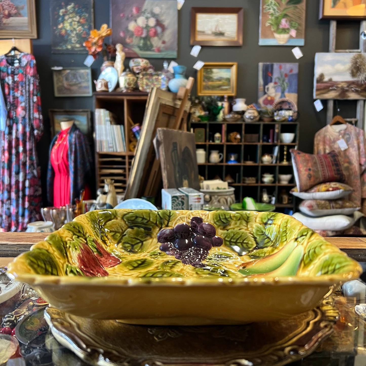 Vintage Majolica Sarreguemines France Fruit Bowl