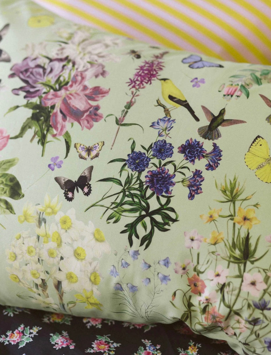 ON SALE Lazybones Organic Cotton Pillowcase Pair~ Busy Garden RRP $79