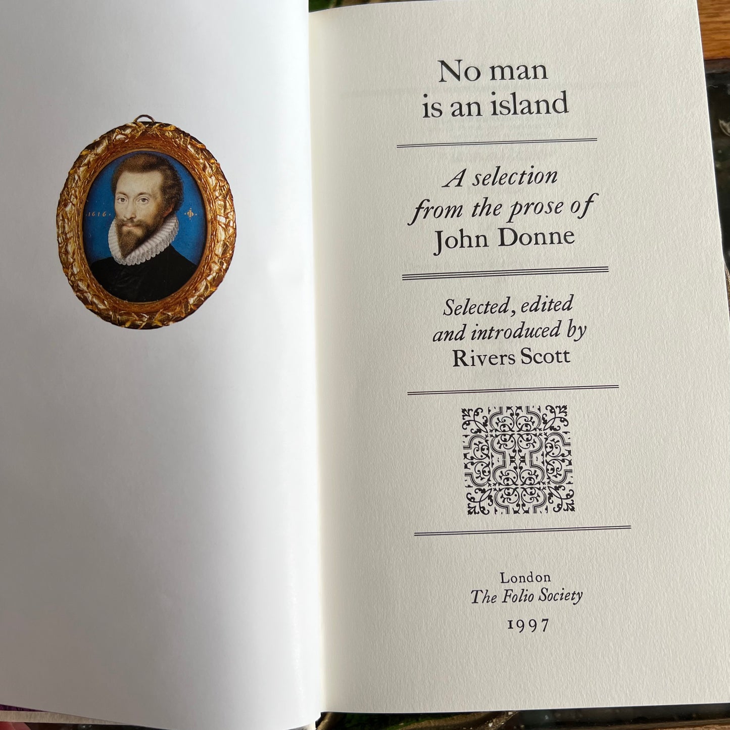 Vintage The Folio Society No Man is an Island by John Donne