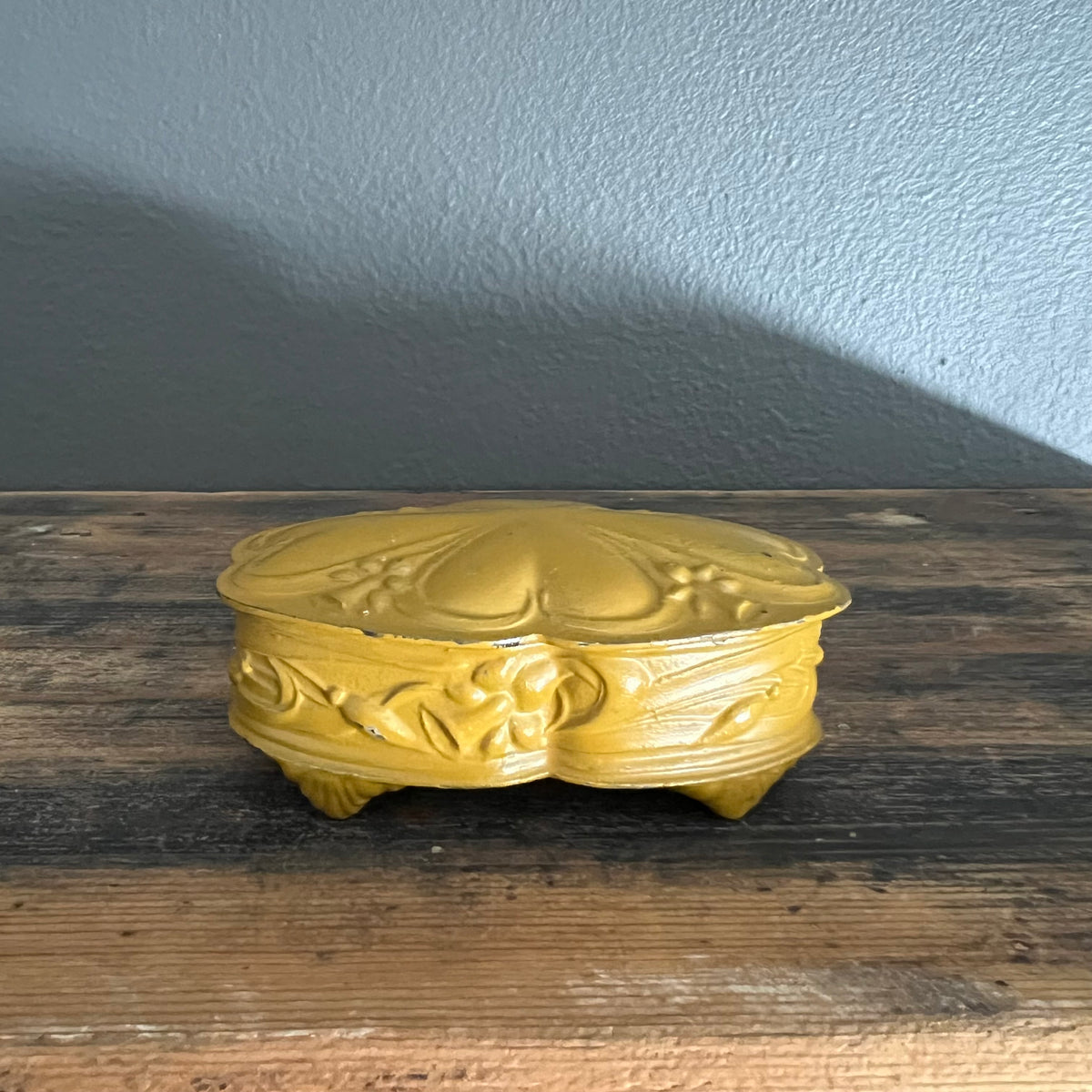 Antique Metal Trinket Jewellery Box Daffodils and Hearts England