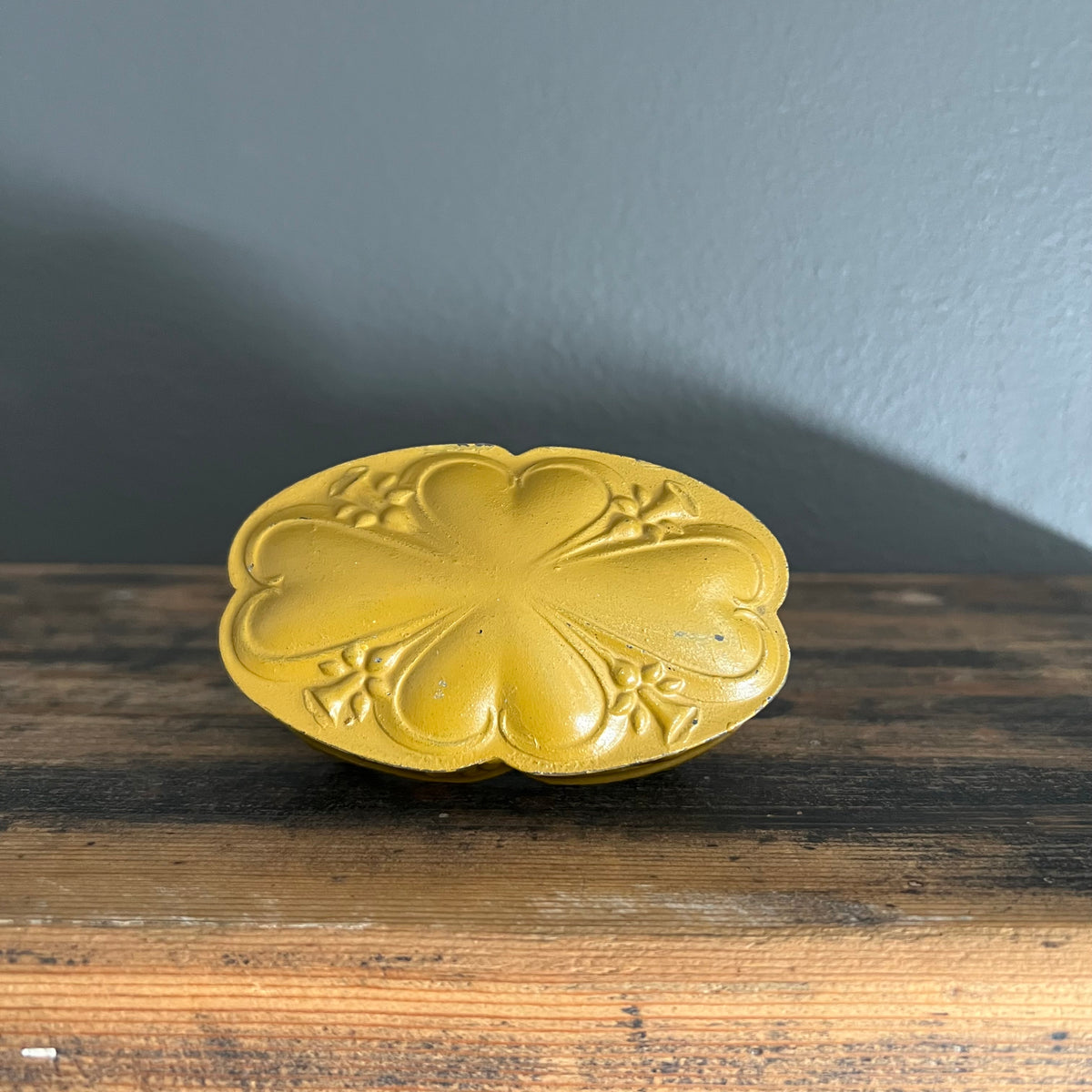 Antique Metal Trinket Jewellery Box Daffodils and Hearts England