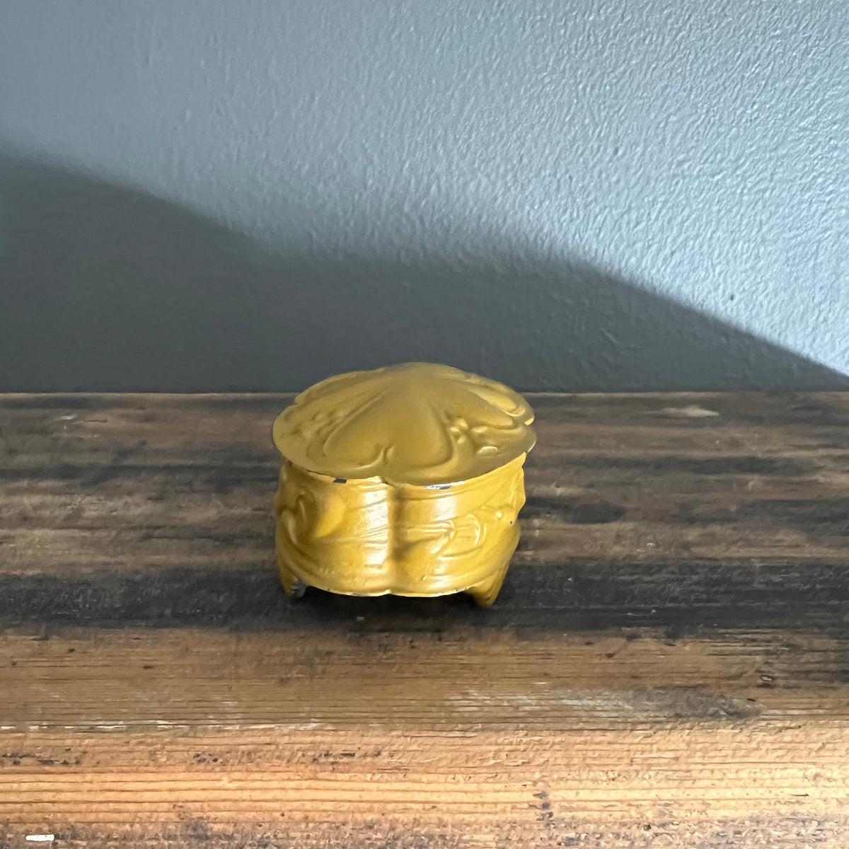 Antique Metal Trinket Jewellery Box Daffodils and Hearts England
