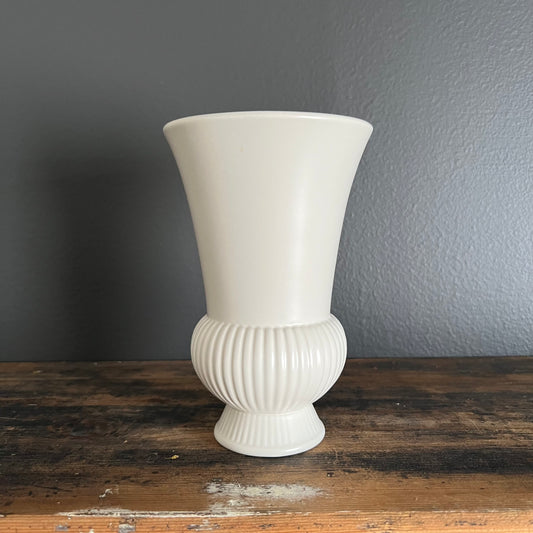 Vintage Wedgwood Moonstone Esturia & Barlaston Vase