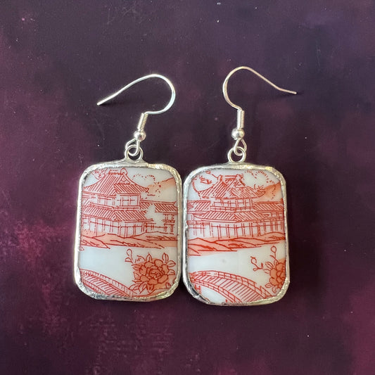 Vintage Japanese Pagoda China Earrings