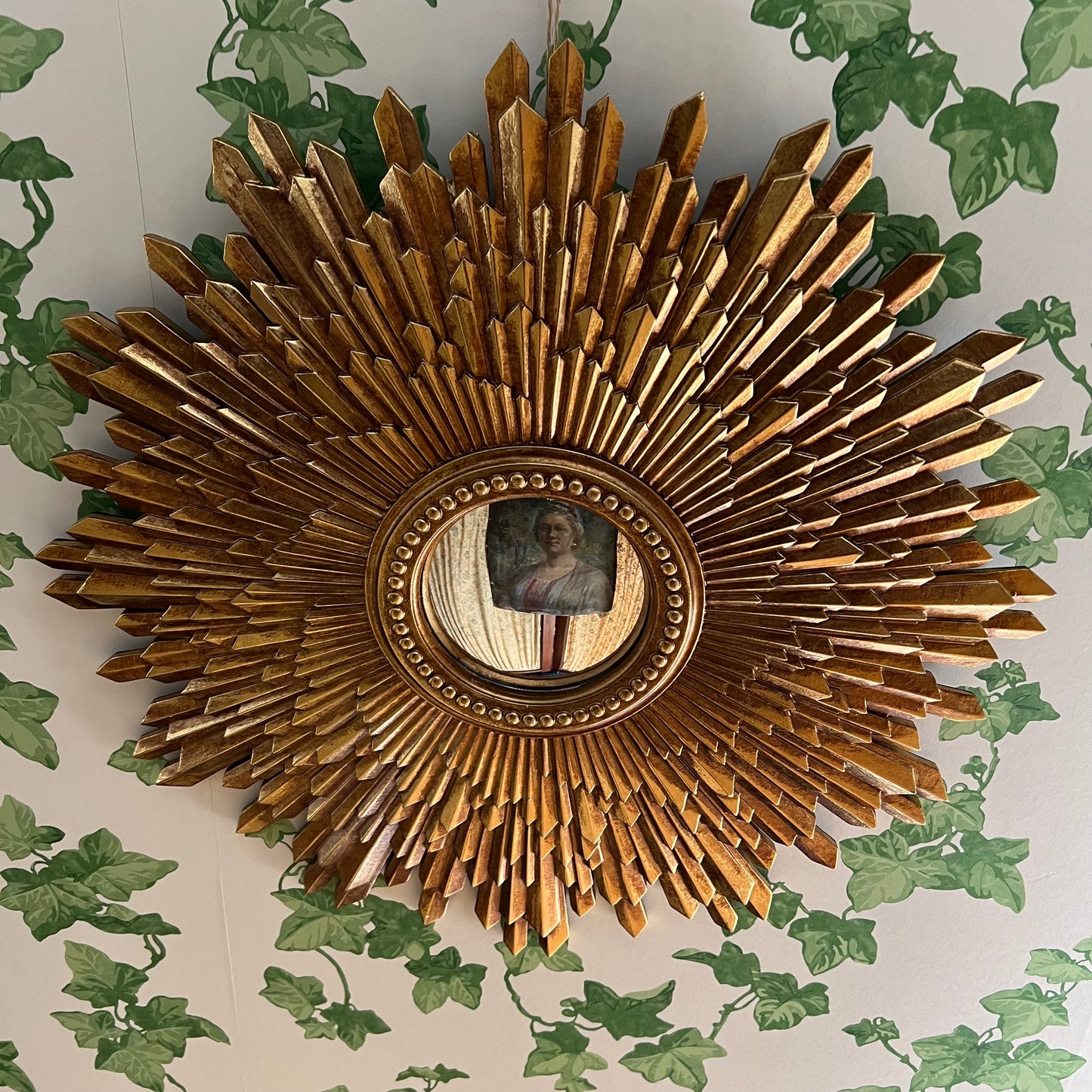 Golden Sunburst Convex Mirror- Fancy
