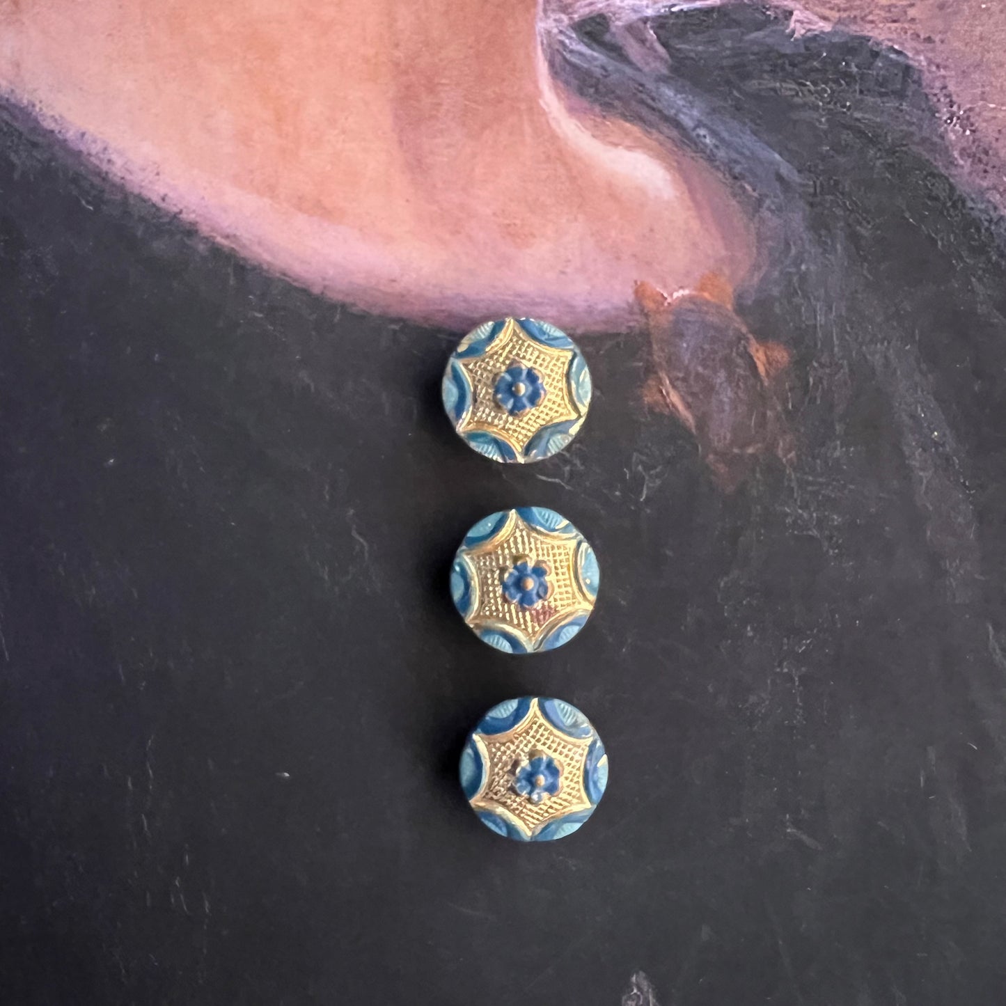 Antique Buttons Blue Daisy Flower Set of 3