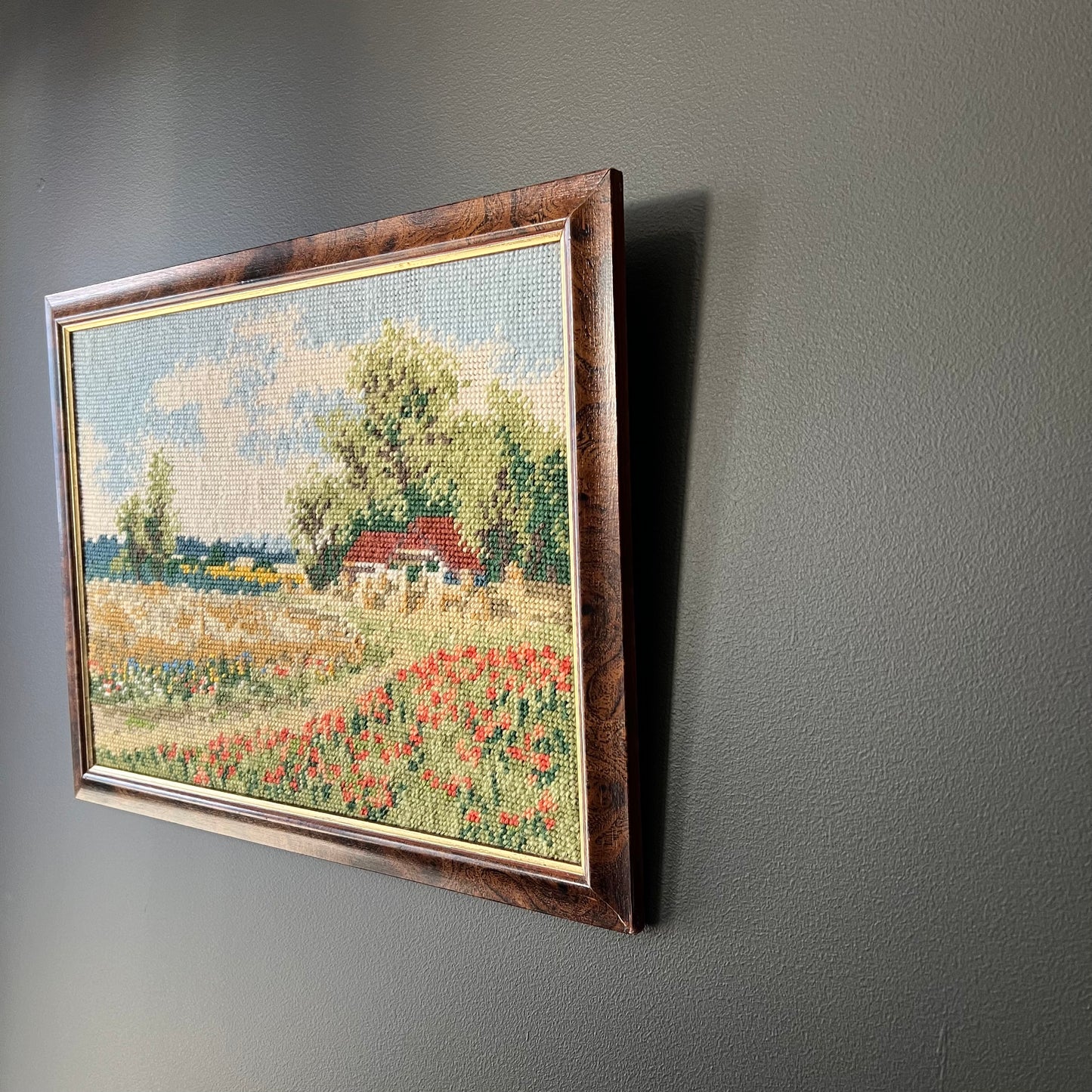Vintage Cottage in the Countryside Tapestry