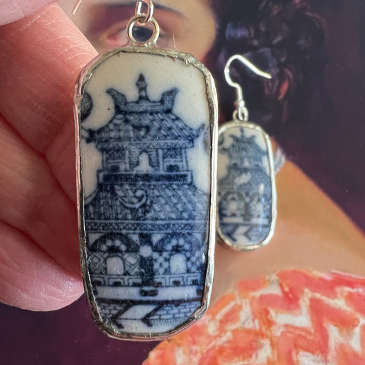 Vintage China Earrings Pagoda Willow Pattern